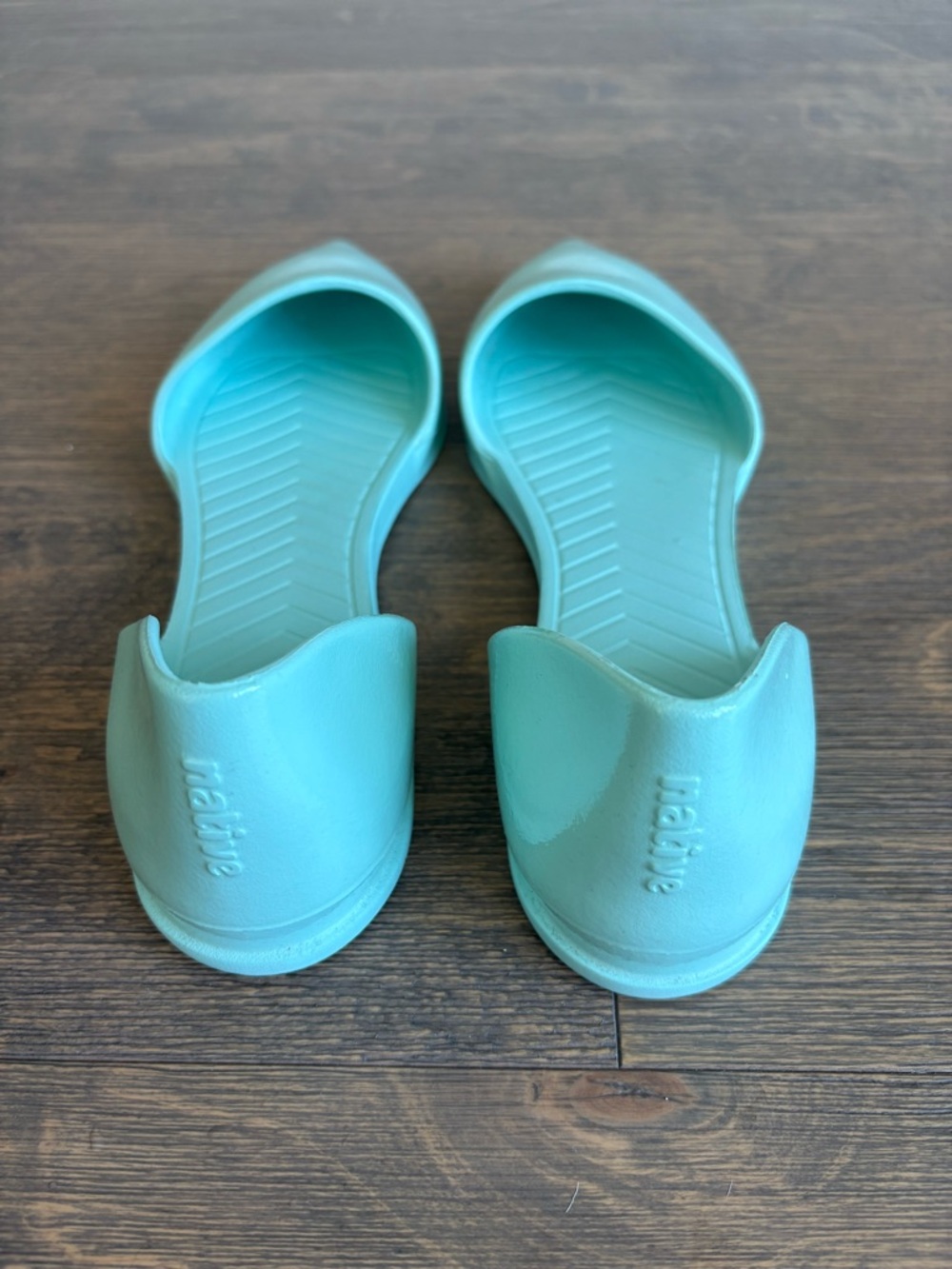 Native Audrey Pointed Toe Flats in Teal Blue Gloss (size 10) - Picture 4 of 4